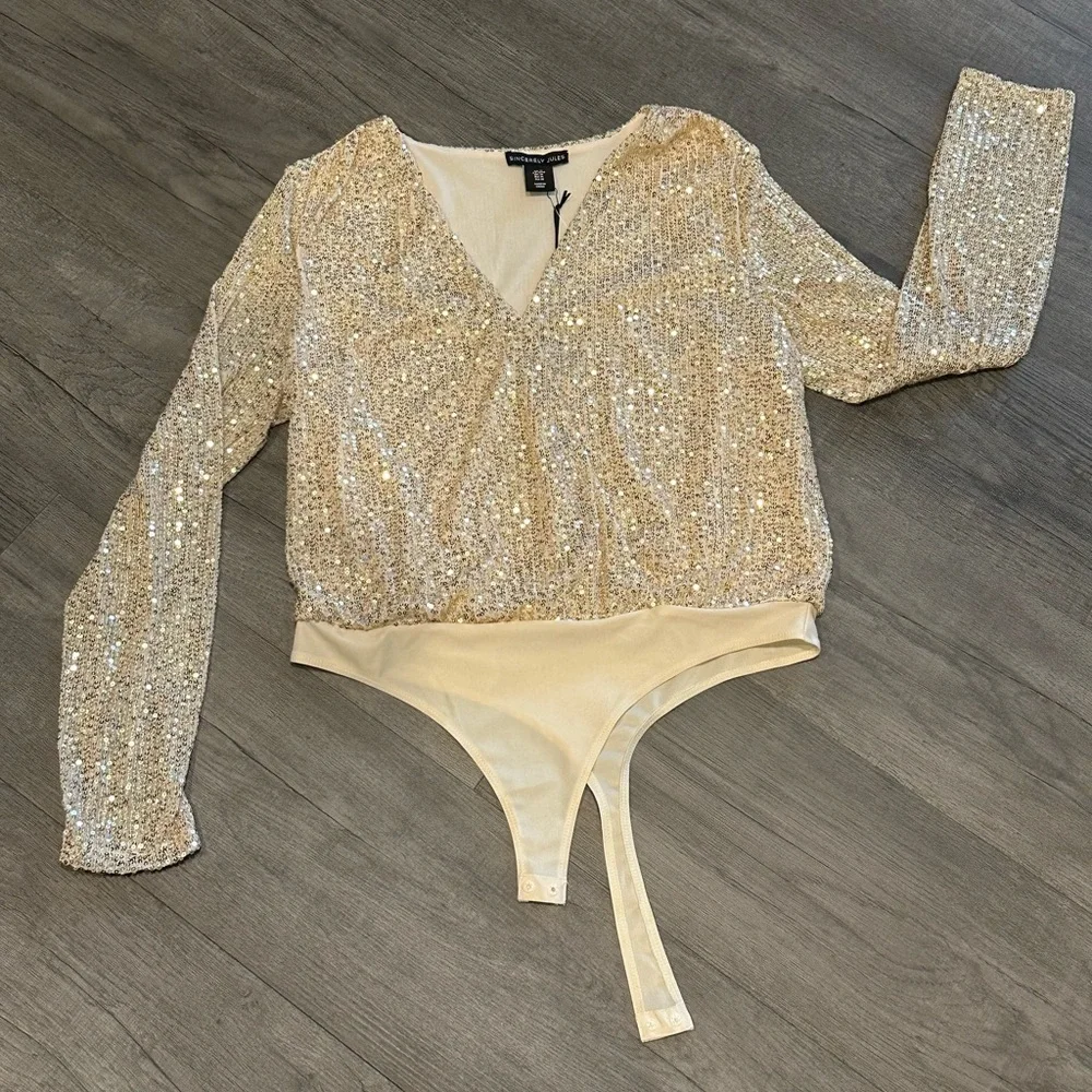 NWT Sincerely Jules sequin bodysuit size medium - Picture 5 of 11